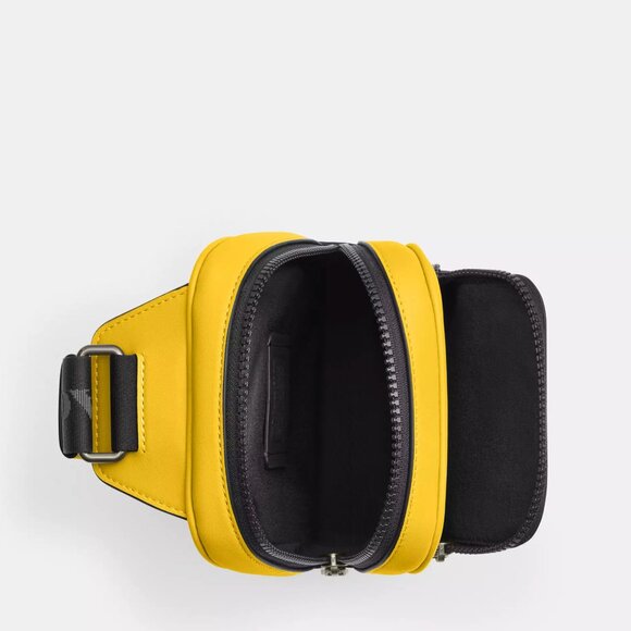 NWT Coach CX071 Leather Racer Sling Pack in Honey - Picture 7 of 7